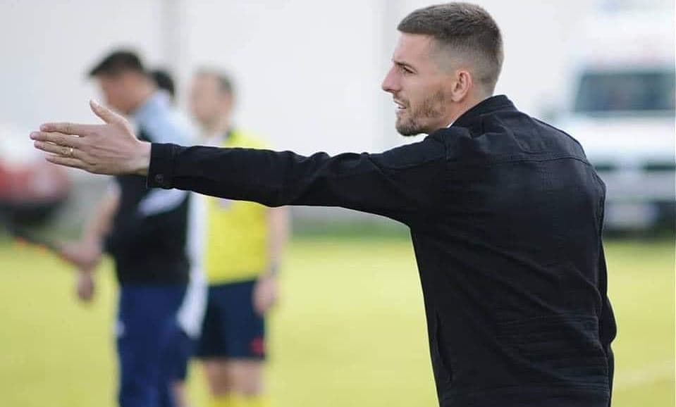 Hallaçi tek ekipi i parë, Kukësi U-21 zyrtarizon trajnerin e ri