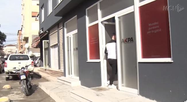 58-vjeçari ankohet se nuk gjen punë. Gjonaj: Për shkurtin rezultojnë 1300 vende të lira