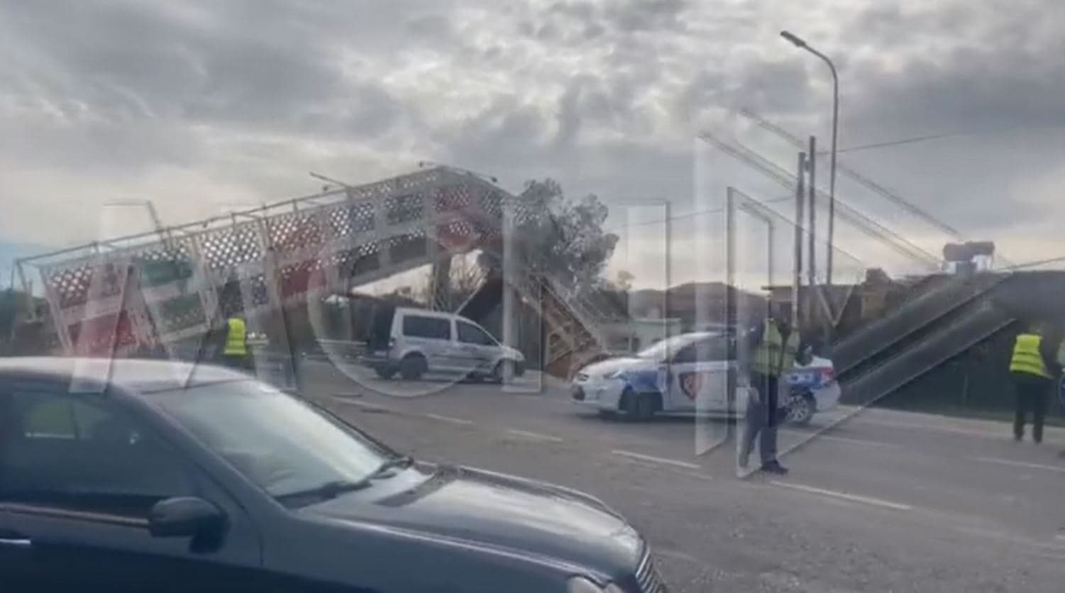 Goditi me vinç mbikalimin e këmbësorëve në Shkodër, procedohet drejtuesi i kamionit