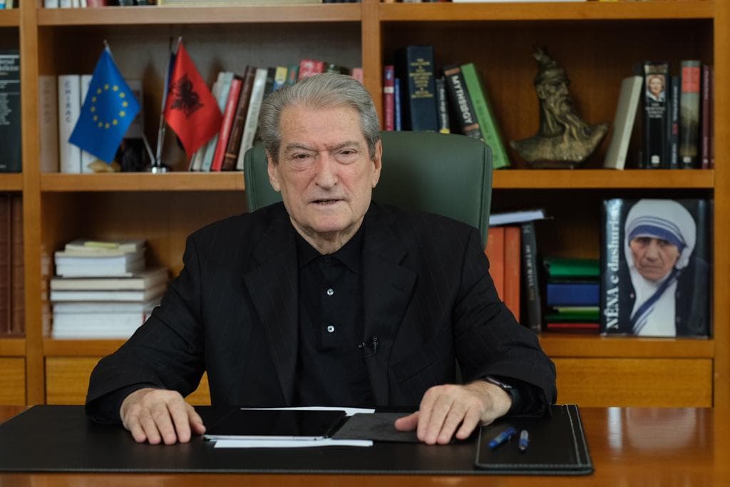 Mc Gonigal u takua me prokurorë të SPAK/ Berisha: Helidon Bendo mund të ketë informuar amerikanët (VIDEO)