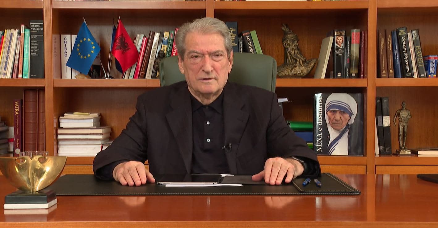 “A mundet populli ta burgosë vetë Ramën?” Berisha i përgjigjet pyetjes së qytetarit