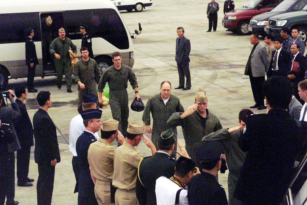 Mësimi i 22 viteve më parë, kur ishte Kina ajo që kapi një avion spiun amerikan