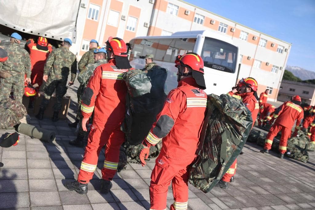 Tërmeti në Turqi, Shqipëria nis një mision solidariteti në ndihmë të operacioneve të kërkim-shpëtimit