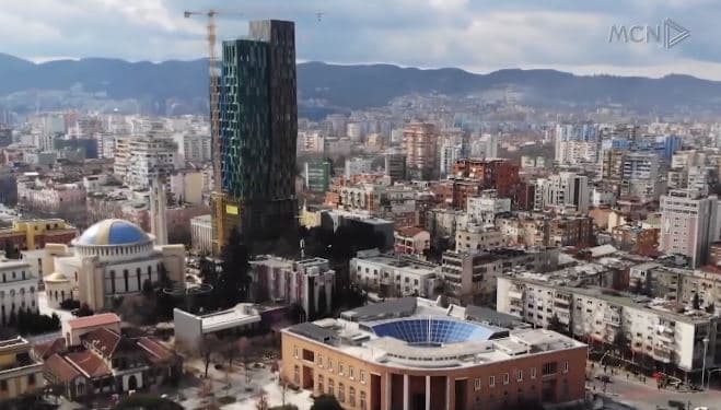 “Norma e interesit drejt rritjes”/ Themeli: Ofertat në tregjet e huaja, godasin ekonominë (VIDEO)