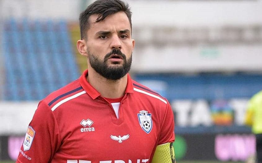 Enriko Papa ndryshon skuadër, rikthehet në Rumani