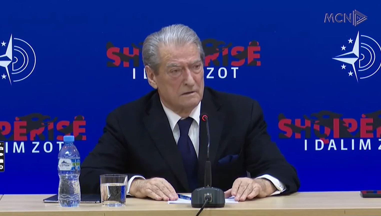Veliaj e ministra në club me McGonigal. Berisha: Rama çoi Gjonajn në Vjenë si ndërmjetëse