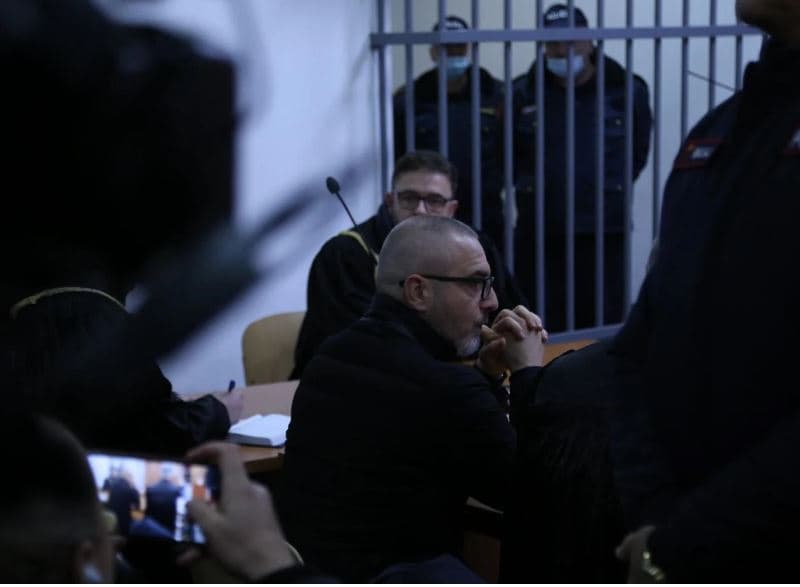 Kërkoi lirinë pas njohjes së kohës së paraburgimit/ Shtyhet sërish gjyqi për Saimir Tahirin