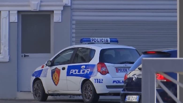 Dogjën magazinën me bazë ushqimore dhe kanosën efektivët, në pranga dy të rinj nga Shkodra