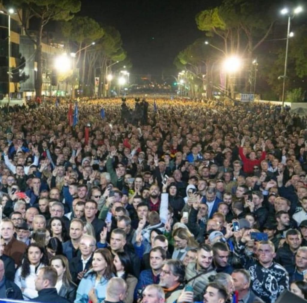 Pak orë para protestës, Berisha: Shqipëria po marshon drejt Tiranës