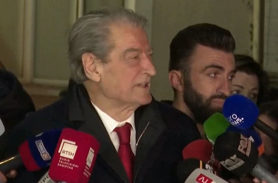 Berisha: Rama kërkon ta paraqesë Mcgonigal si turist seksi! Reagimi i grave socialiste më bën të hetoj 3-fish
