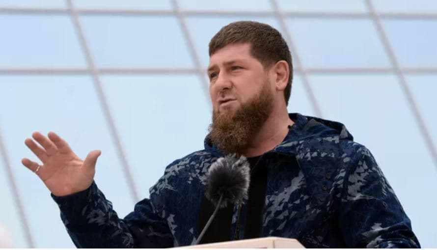 Lideri çeçen: Mund të arrijmë në Kiev nëse Putini do. Papa, shumë i vjetër për të më ofenduar