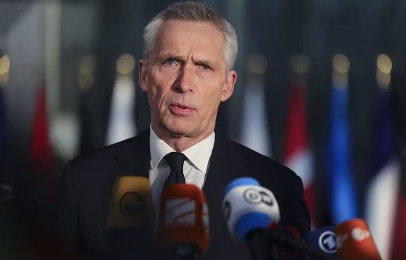 Stoltenberg: Ne nuk jemi pjesë e luftës, mbështetja për Kievin evoluon me konfliktin