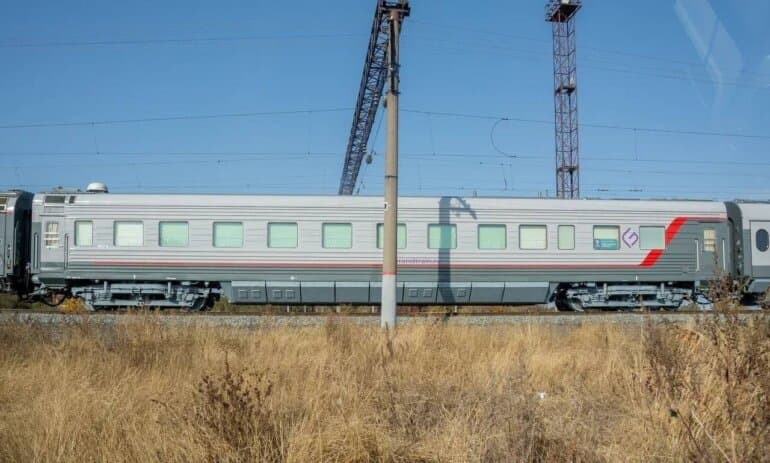 Një tren i blinduar për Putin dhe një hekurudhë sekrete (VIDEO)