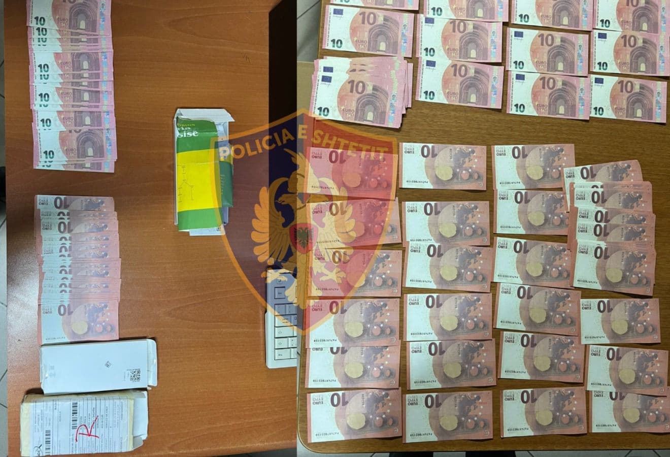 Shiste online kartëmonedha të falsifikuara, vihet në pranga i riu/ Sekuestrohen 1200 euro