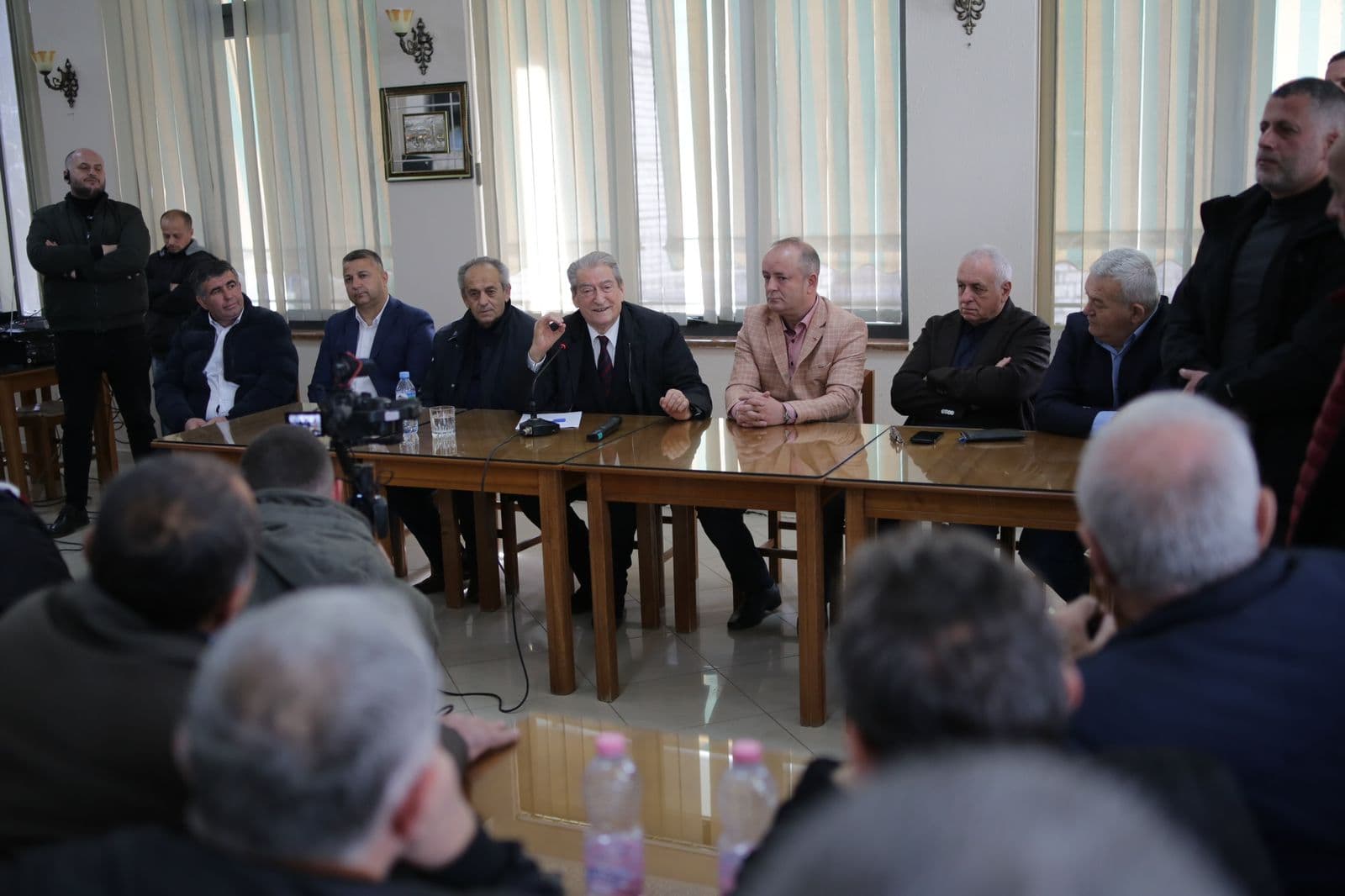 Berisha nga Tepelena: Po përballemi me monizmin e dytë! Revolucionet i bën pakica, fitoren shumica