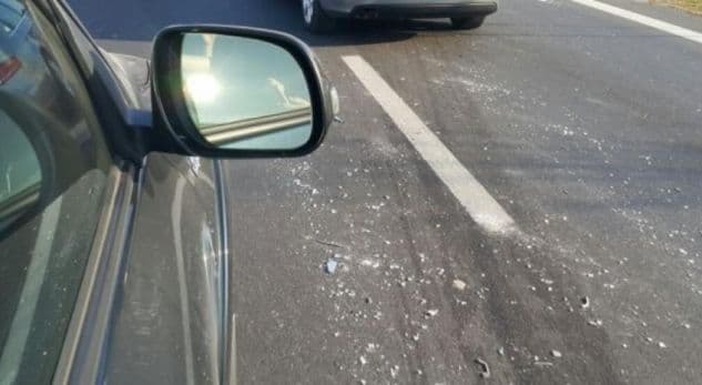 Makina përplaset me motorin në Vlorë, plagoset një person