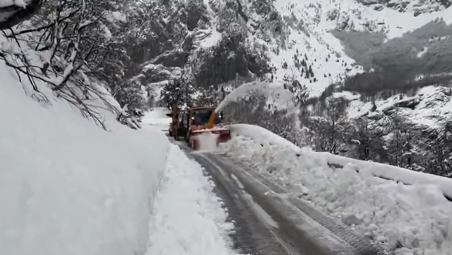 Dëborë në Tamarë, Vermosh, Bogë dhe Theth (VIDEO)
