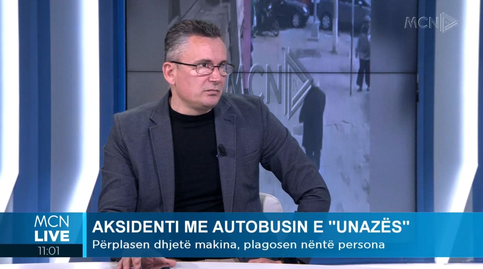 Aksidenti/ Skëndaj: Autobusi bën 8 mijë euro, janë difektozë ndaj janë hequr nga vendet e tyre (VIDEO)