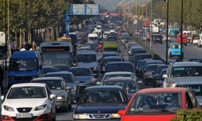 Rritja e çmimit të patentës, Autoriteti i Konkurrencës pezullon marrëveshjen mes DPSHTRR dhe Autoshkollave