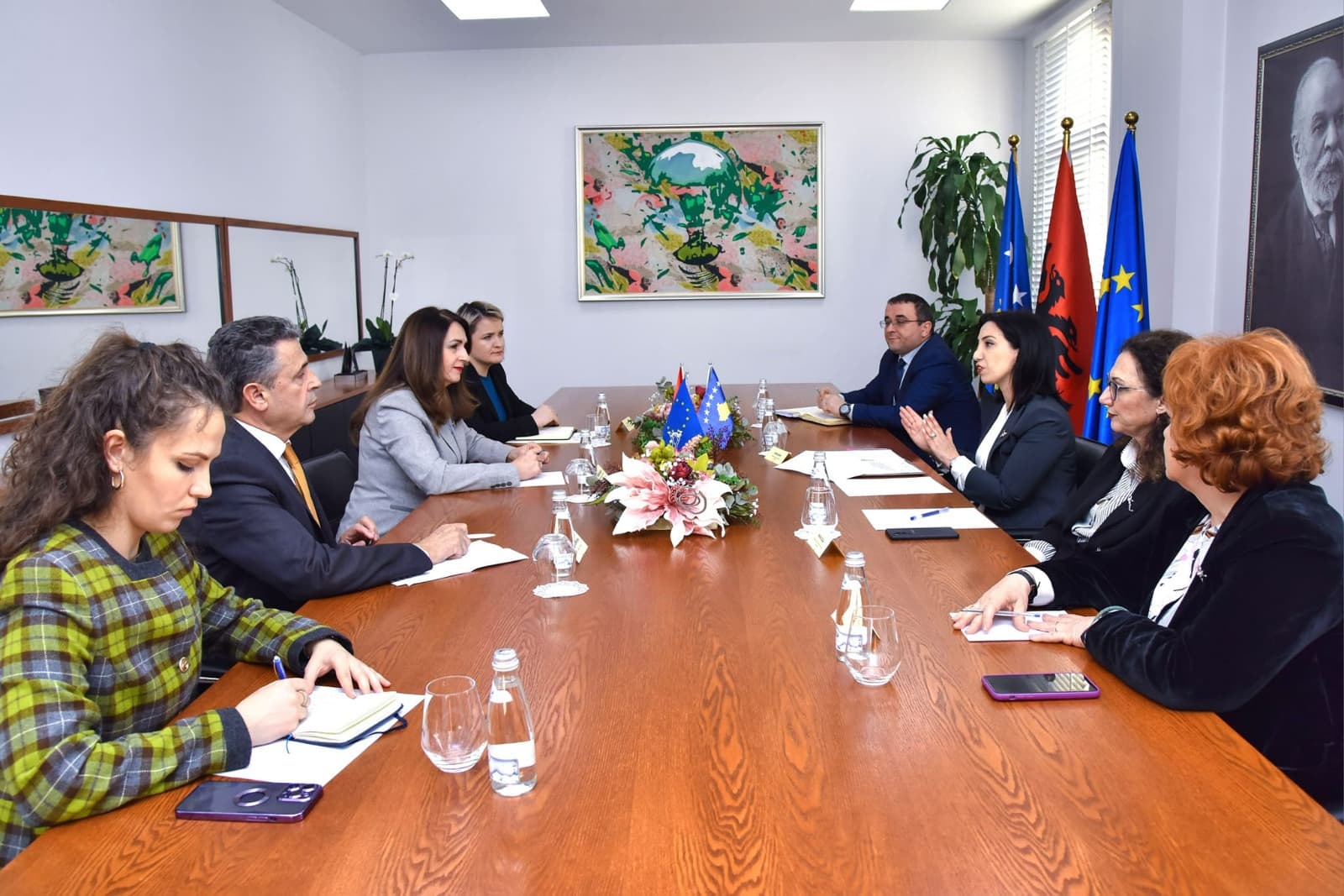 Kushi dhe Nagavci zgjedhin Vlorën për seminarin e Gjuhës Shqipe dhe Kulturës në Diasporë
