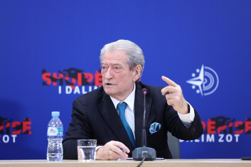 Berisha: Rama, hakmarrës primitiv! Ndahemi përfundimisht nga dy pengjet që u përdorën prej tij