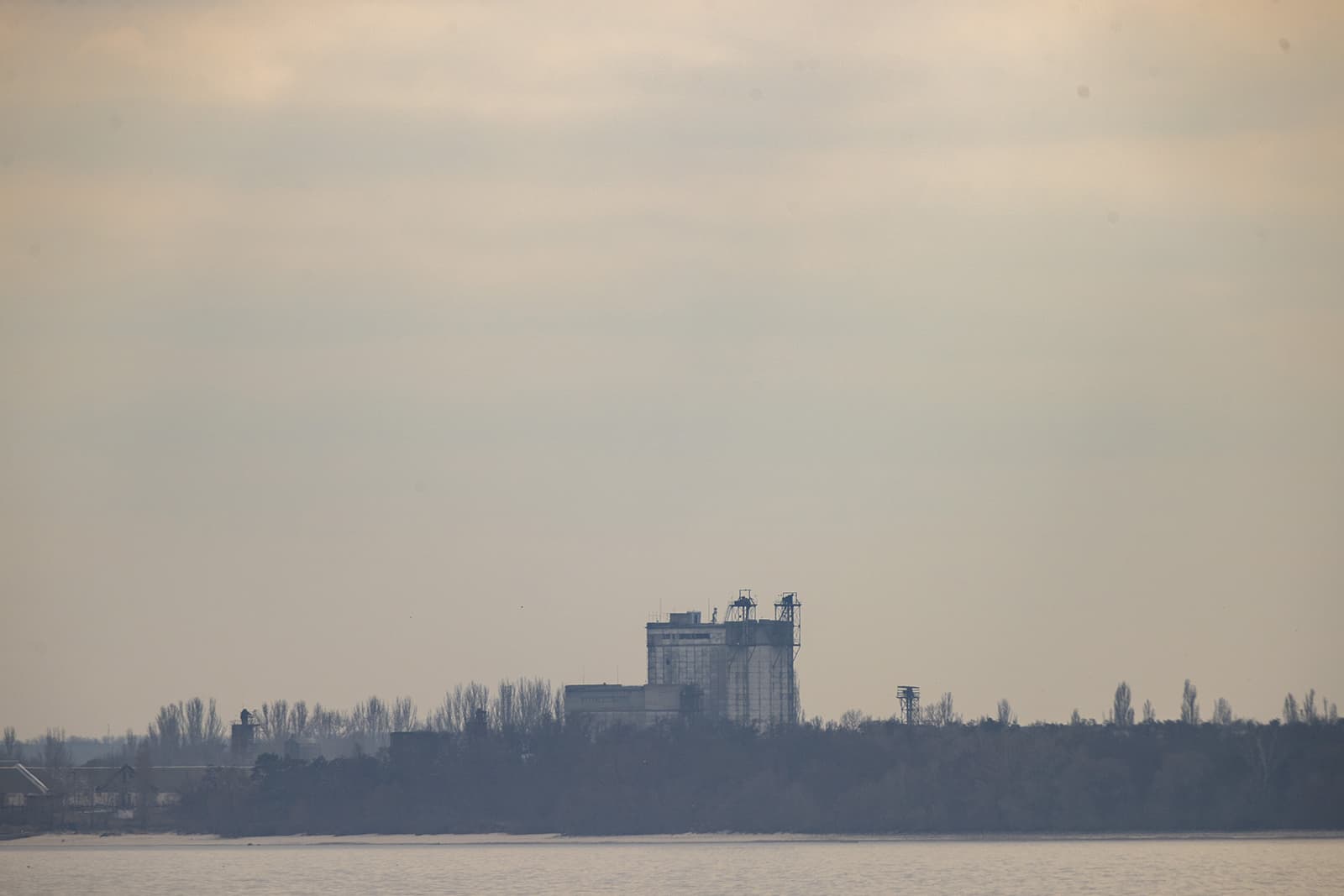 Sulmet ruse lënë pa energji impiantin bërthamor të Zaporizhzhia