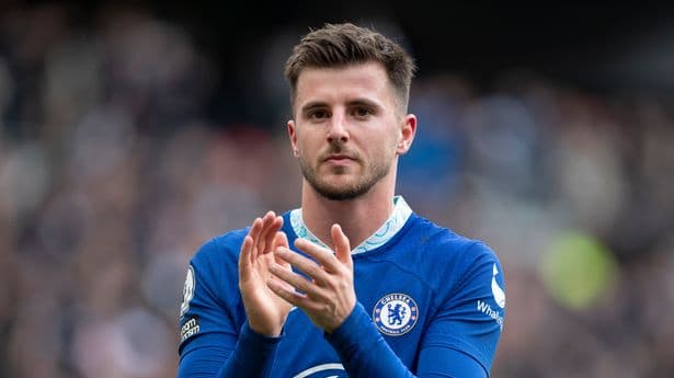 Manchester United , nis ofensivën për Mount