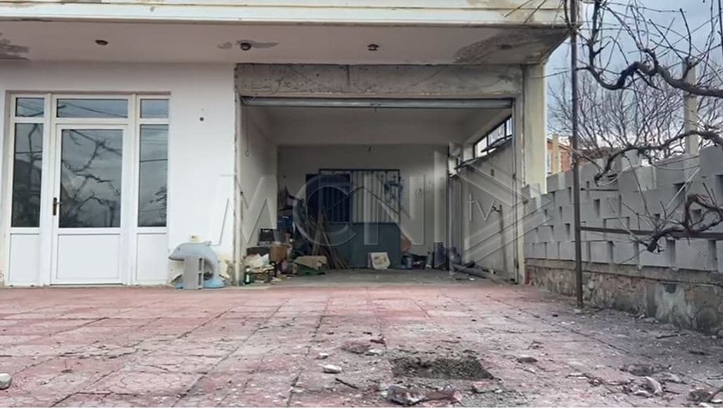 Korçë, shpërthim granate në oborrin e një banese