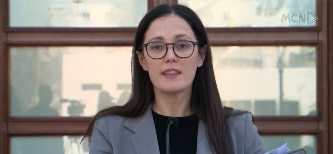 Punësimi i personave me aftësi të kufizuar. Qeveria përcakton me ligj detyrimin për bizneset