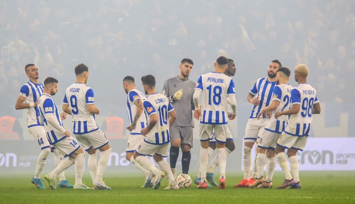 U dëmtua në derbi, sulmuesi i Tiranës mbyll sezonin