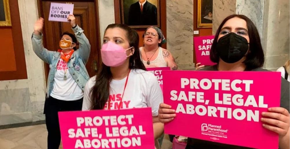 Firmos guvernatori, shteti i parë amerikan që ndalon pilulën e abortit