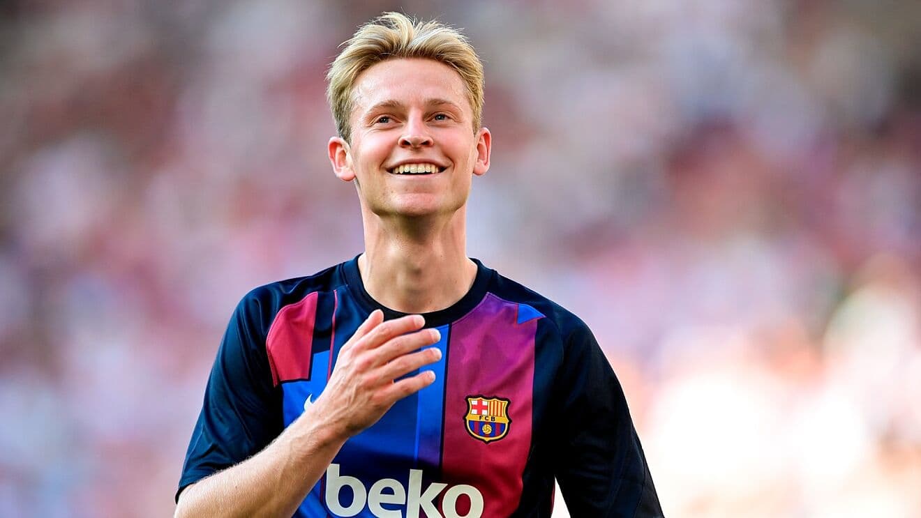 Manchester United insiston për De Jong