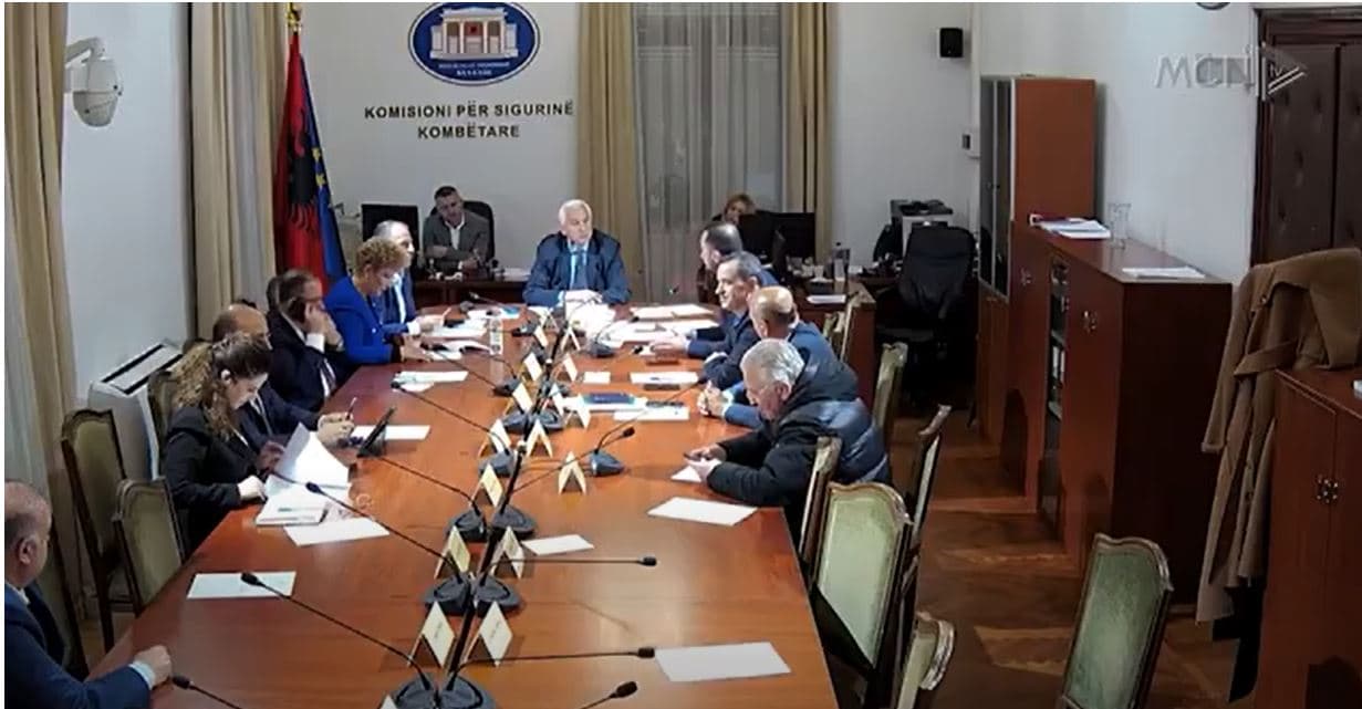 “Nxinte dhe sterronte Shqipërinë”. Komisioni i Sigurisë, debate për raportin e DASH