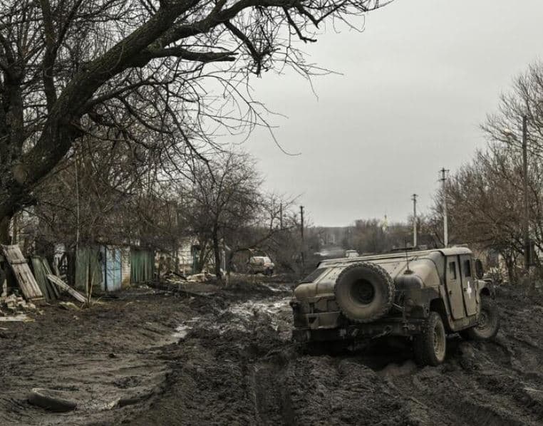  Forcat ukrainase sulmojnë me dron stacionin rus të pompimit të naftës