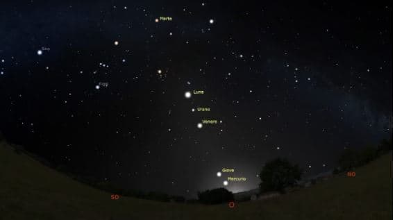 Më 25 mars, mund të shihni rreshtimin e mrekullueshëm të 5 planetëve dhe gjysmëhënën