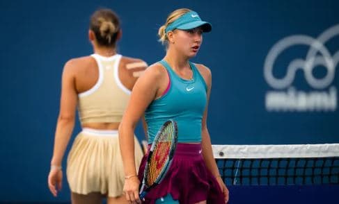  “Miami Open”/ Ukrainasja Marta Kostyuk refuzon të shtrëngojë duart me kundërshtaren ruse 