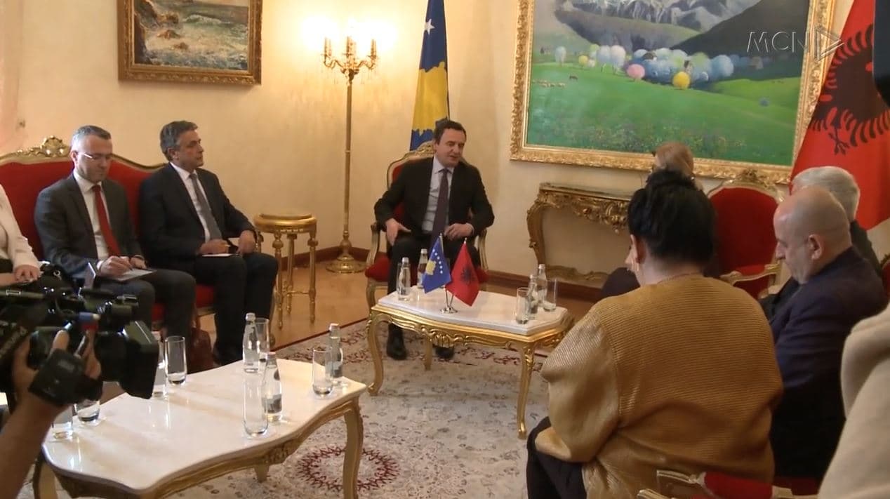 Kurti merr mbështetjen e Tiranës/ Rama pro “vetëmenaxhimit” të komunave serbe (VIDEO)