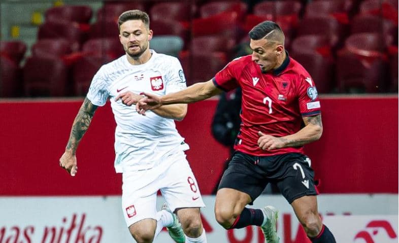 Silvinjo debuton me humbje, Shqipëria mposhtet nga Polonia