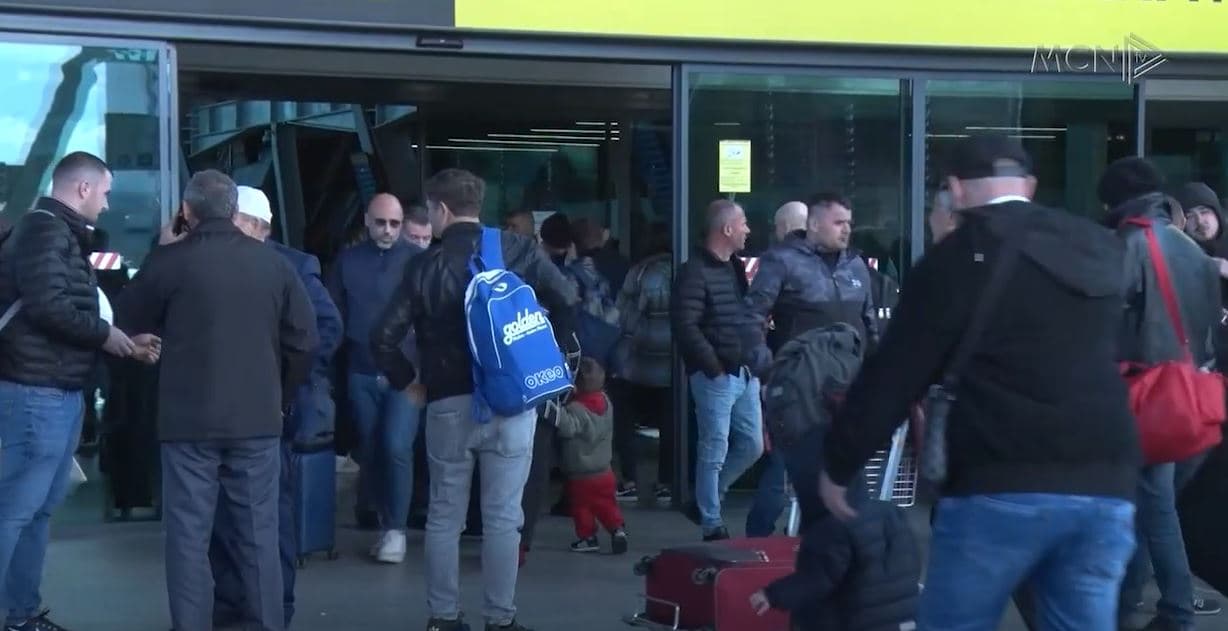 Pasagjerët e Londrës zbresin në Rinas. Era anulon fluturimet në aeroportin e Kukësit