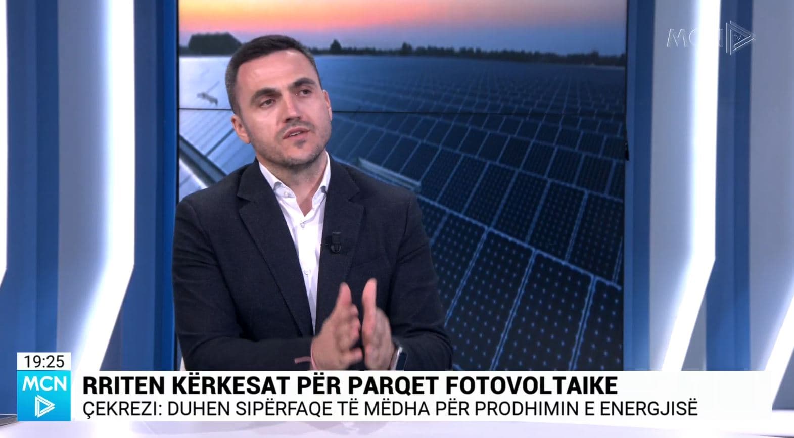 Çekrezi: Agro-voltaikët, kombinimi ideal për Shqipërinë