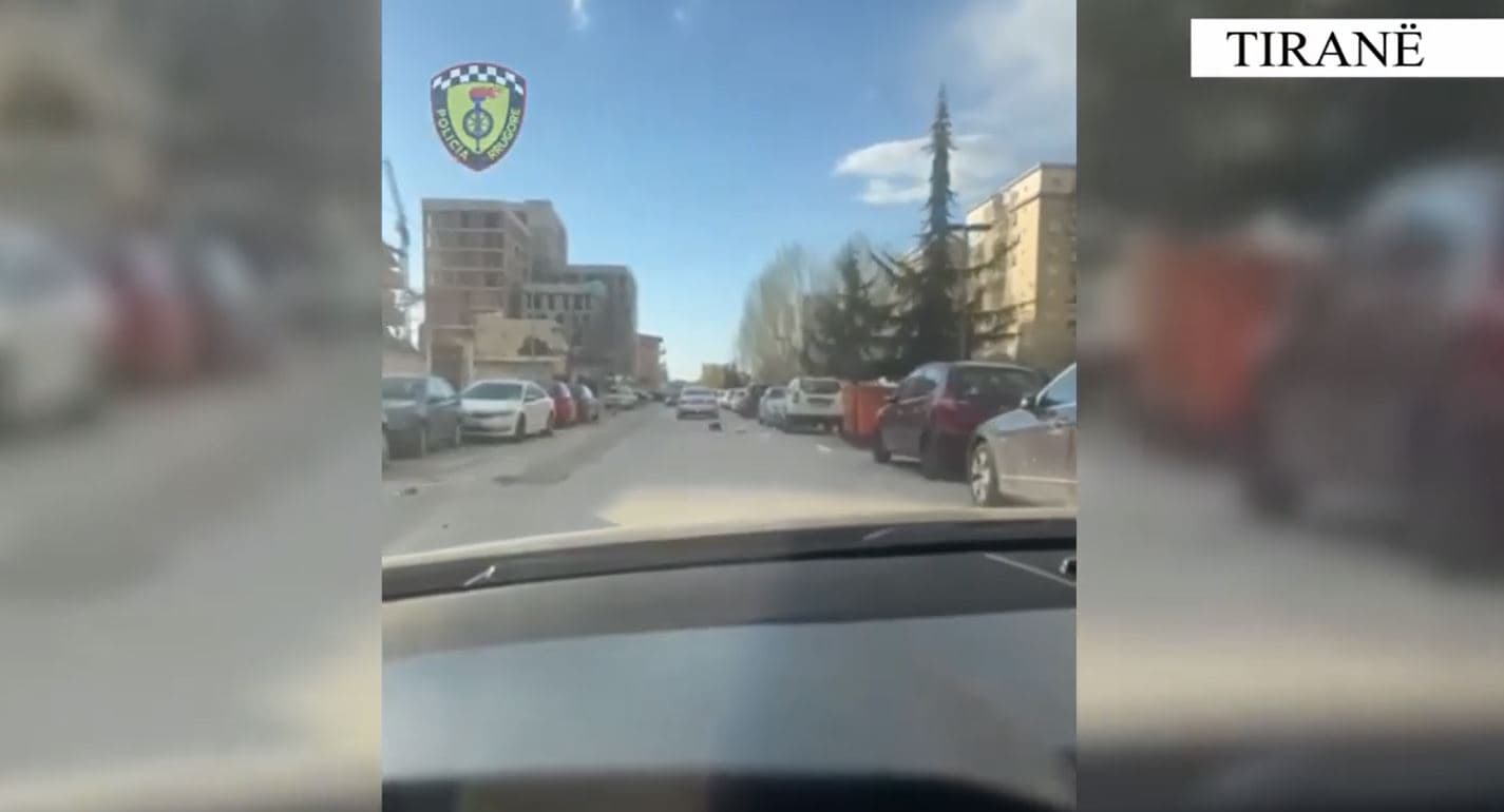 Nën efektin e drogës manovra të rrezikshme me makinë në rrugë, kapet i riu në Tiranë