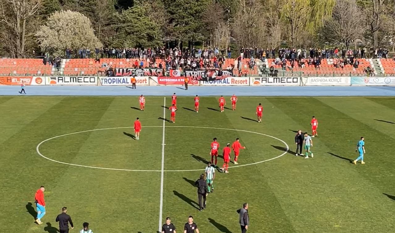 Dominim dhe spektakël, Skënderbeu triumfon me katër gola ndaj Apolonisë