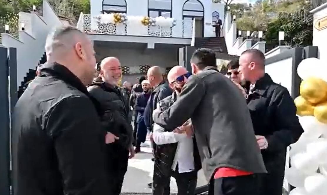 Fushatë në xhami e kisha, nga inagurimet dhe iftaret te takimet me klerikët (VIDEO)