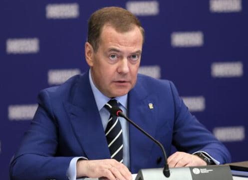 Medvedev: Zelensky do dënohet nga Zoti për veprimet kundër klerit