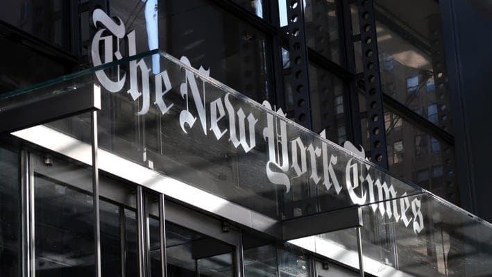 New York Times sfidon Twitter-in, nuk paguan për shigjetën blu