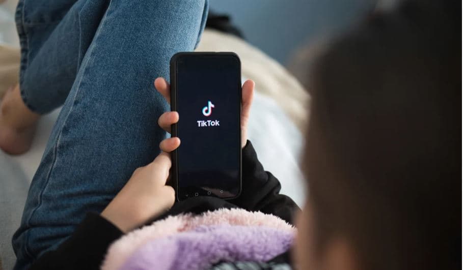 Australia ndalon TikTok në pajisjet e qeverisë