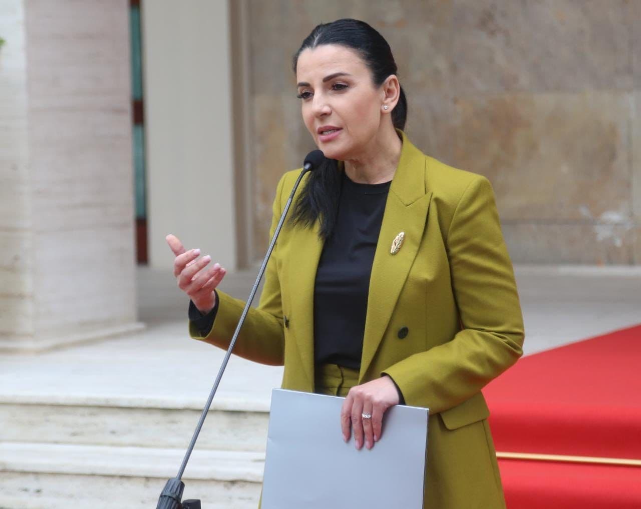  Balluku: Nuk marrim parasysh vendimin e Arbitrazhit për “Bechetti”-n, në rritjen e pagave dhe pensioneve nuk ndikon asgjë