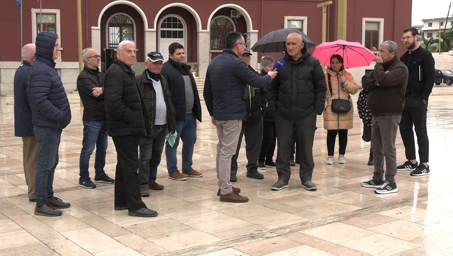 Rindërtimi/ Banorët e Durrësit: Po përgatiten të japin hyrje në Kënetë para zgjedhjeve, luftë për qendrën