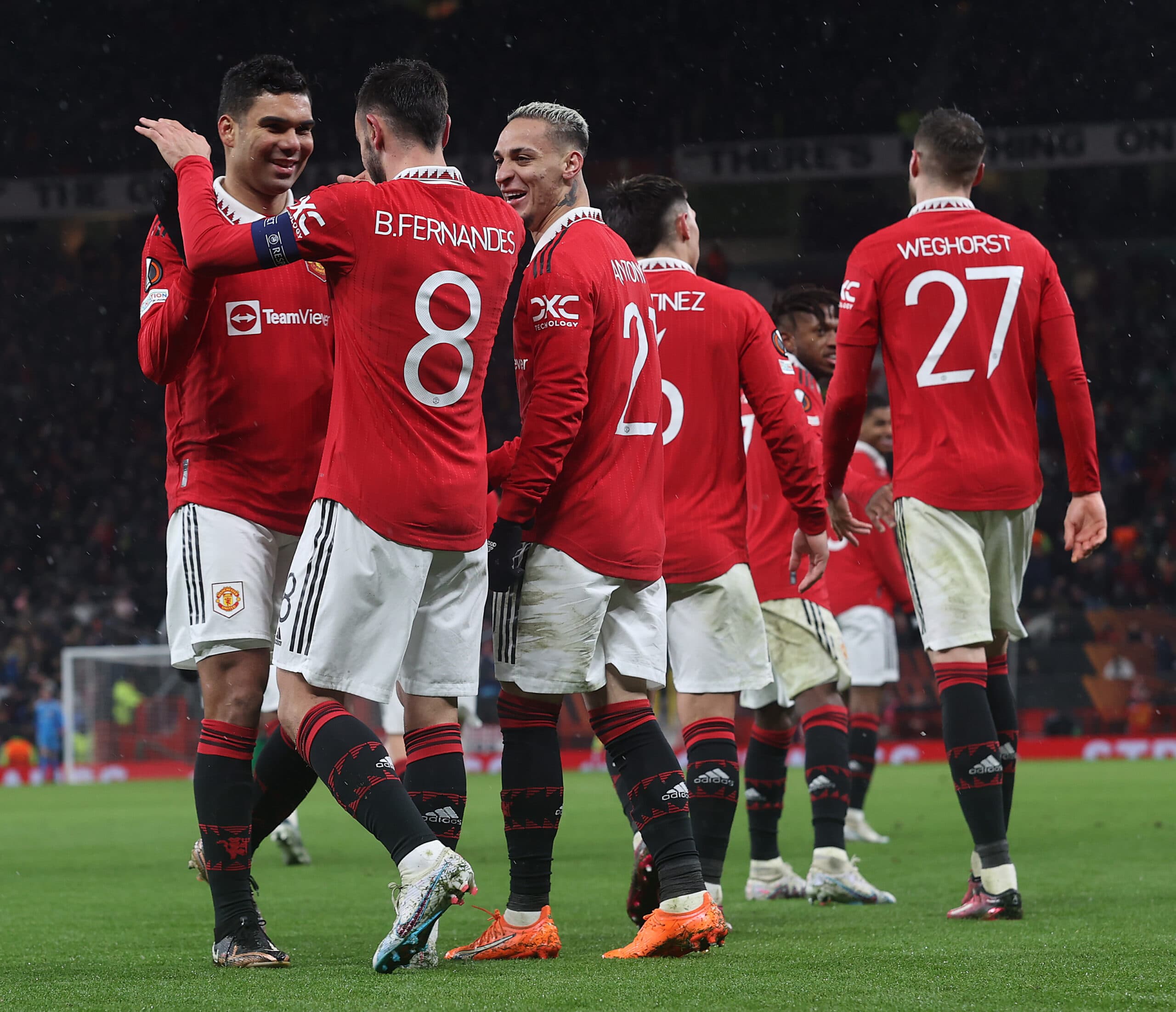 Manchester United përgatit spastrimet