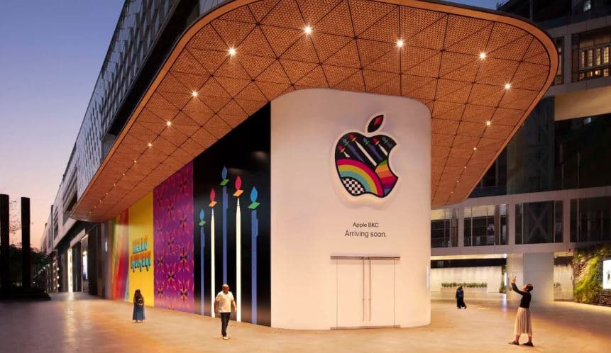 Apple hapë dyqanin e saj të parë me pakicë në Mumbai